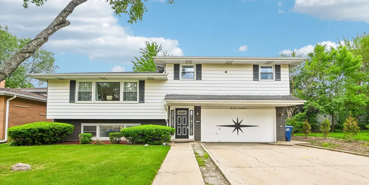 5733 Rose Court, Berkeley, IL 60163 - #1