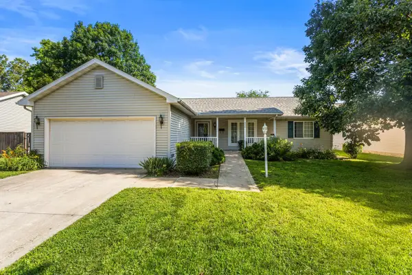 406 E Beardsley Avenue, Champaign, IL 61820