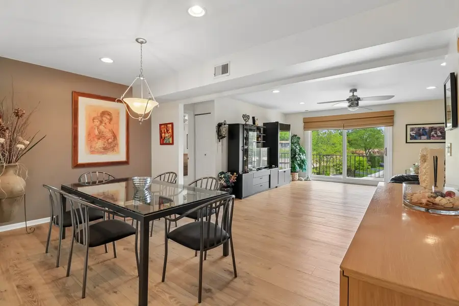 4050 Dundee Road #303, Northbrook, IL 60062 - #3