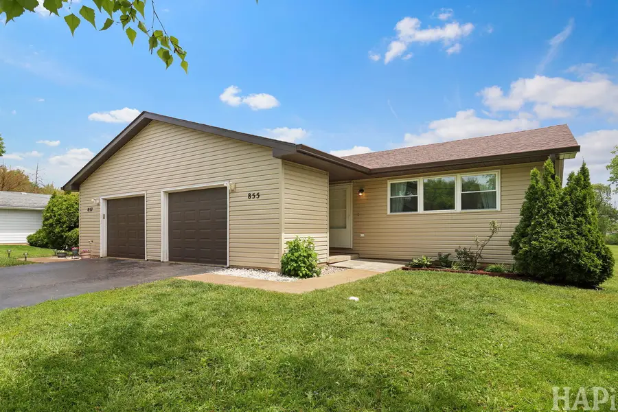855 Belle Plaine Avenue, Gurnee, IL 60031 - #2