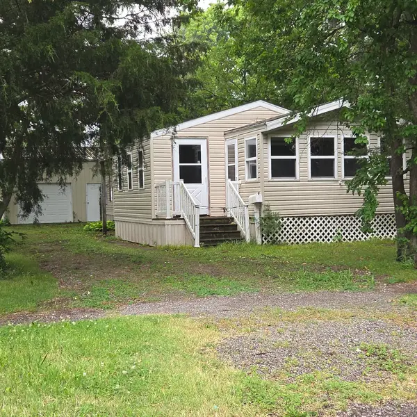 309 W Sylvia Avenue, Christopher, IL 62822