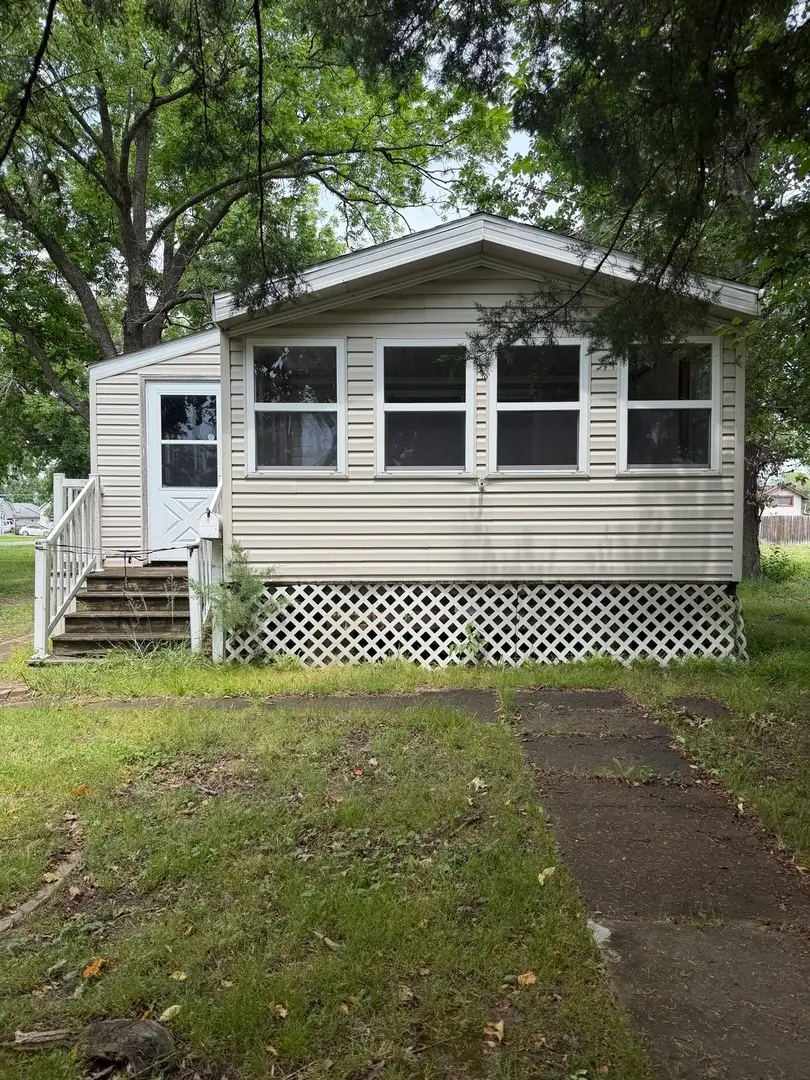 309 W Sylvia Avenue, Christopher, IL 62822 - #3