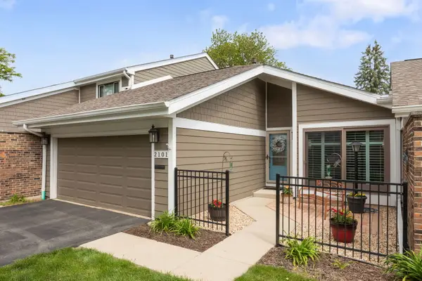 2101 Timber Lane, Wheaton, IL 60189