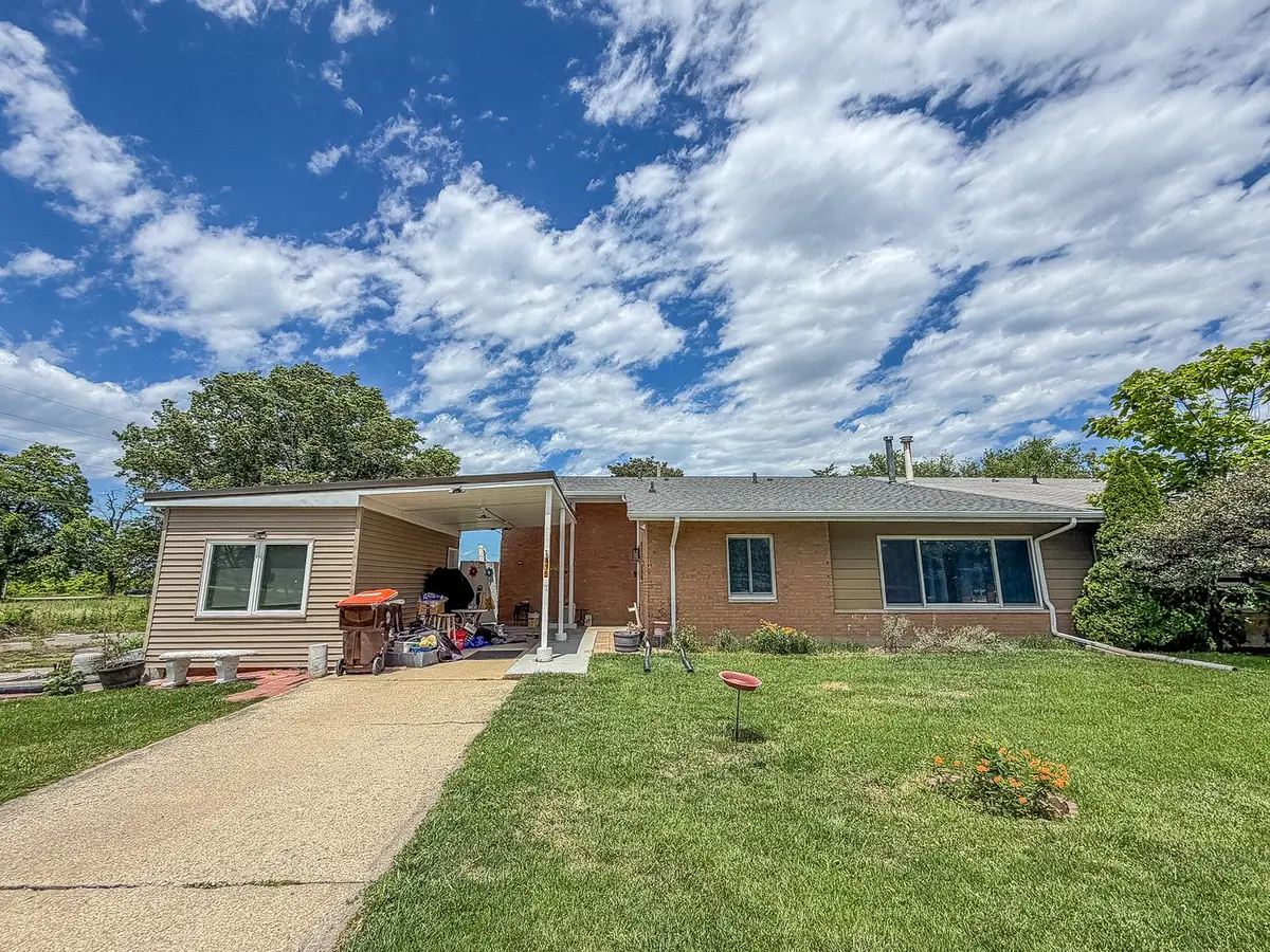 415 W Frost Avenue, Rantoul, IL 61866 - #1