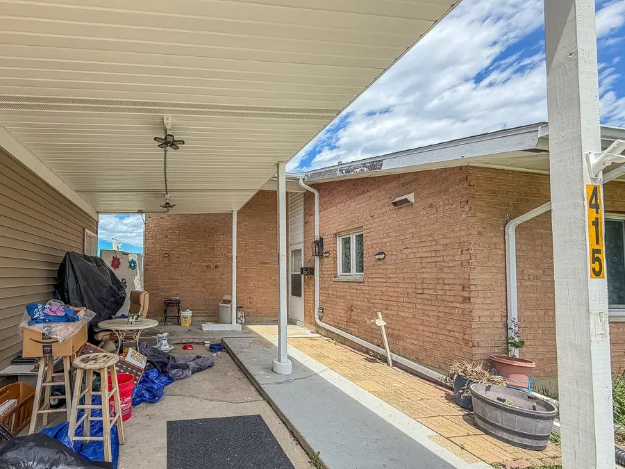 415 W Frost Avenue, Rantoul, IL 61866 - #3