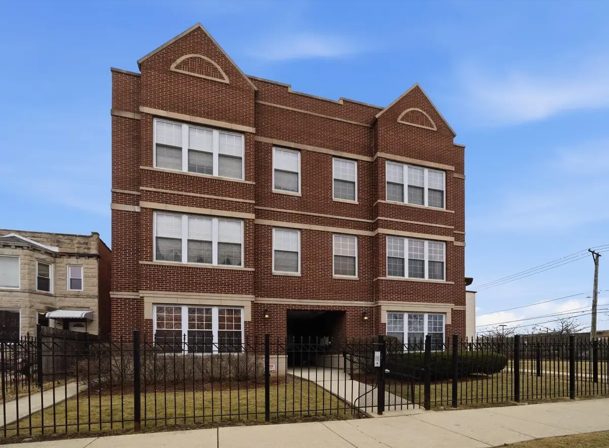 25 N Menard Avenue #2S, Chicago, IL 60644 - #1
