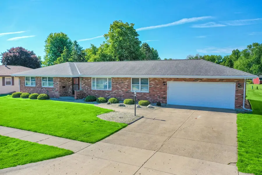710 E Central Avenue, Princeton, IL 61356 - #2