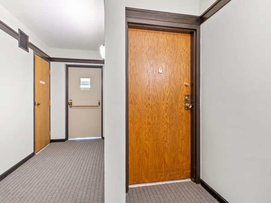 709 79th Street #404, Darien, IL 60561 - #3