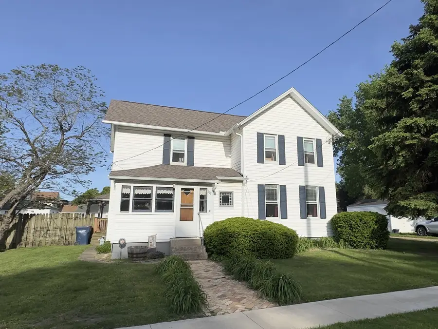 312 S Washington Street, Sheffield, IL 61361 - #2