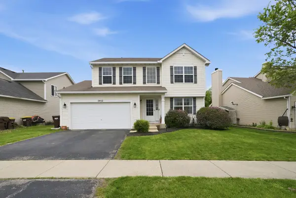 2432 Waterleaf Lane, Woodstock, IL 60098