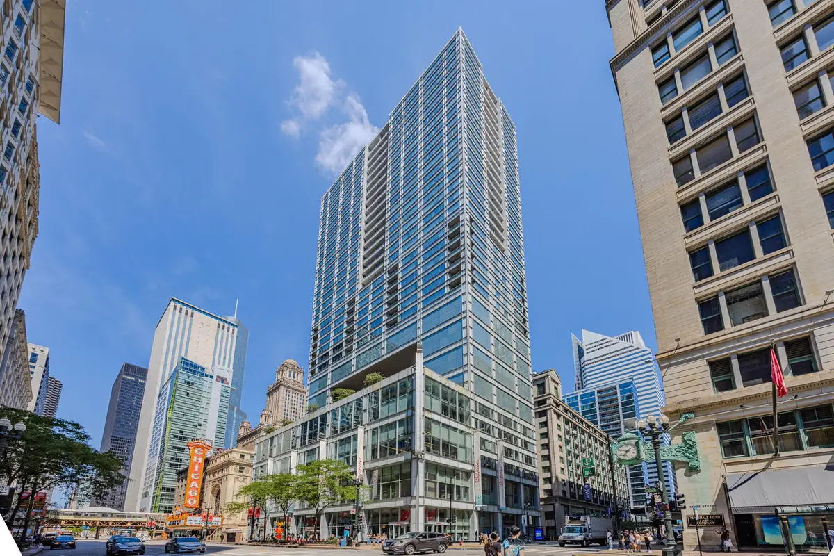 8 E Randolph Street #1803, Chicago, IL 60601 - #1