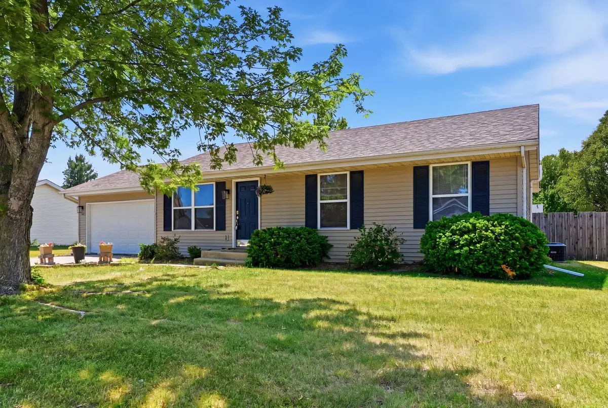 5708 Pierce Lane, South Beloit, IL 61080 - #1