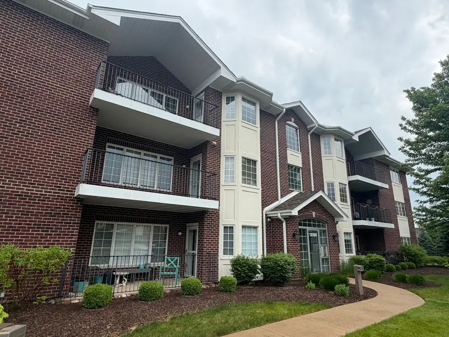 13098 Laurel Glen Court #301, Palos Heights, IL 60463 - #2
