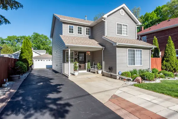 1615 N Sheridan Road, Waukegan, IL 60085