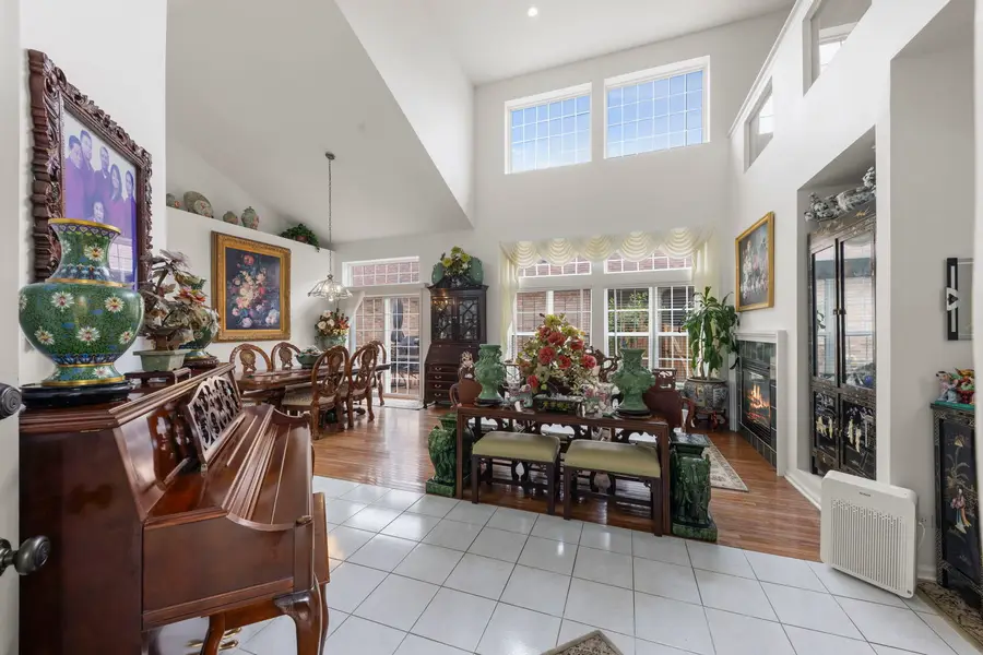1610 Astor Avenue, Oakbrook Terrace, IL 60181 - #2