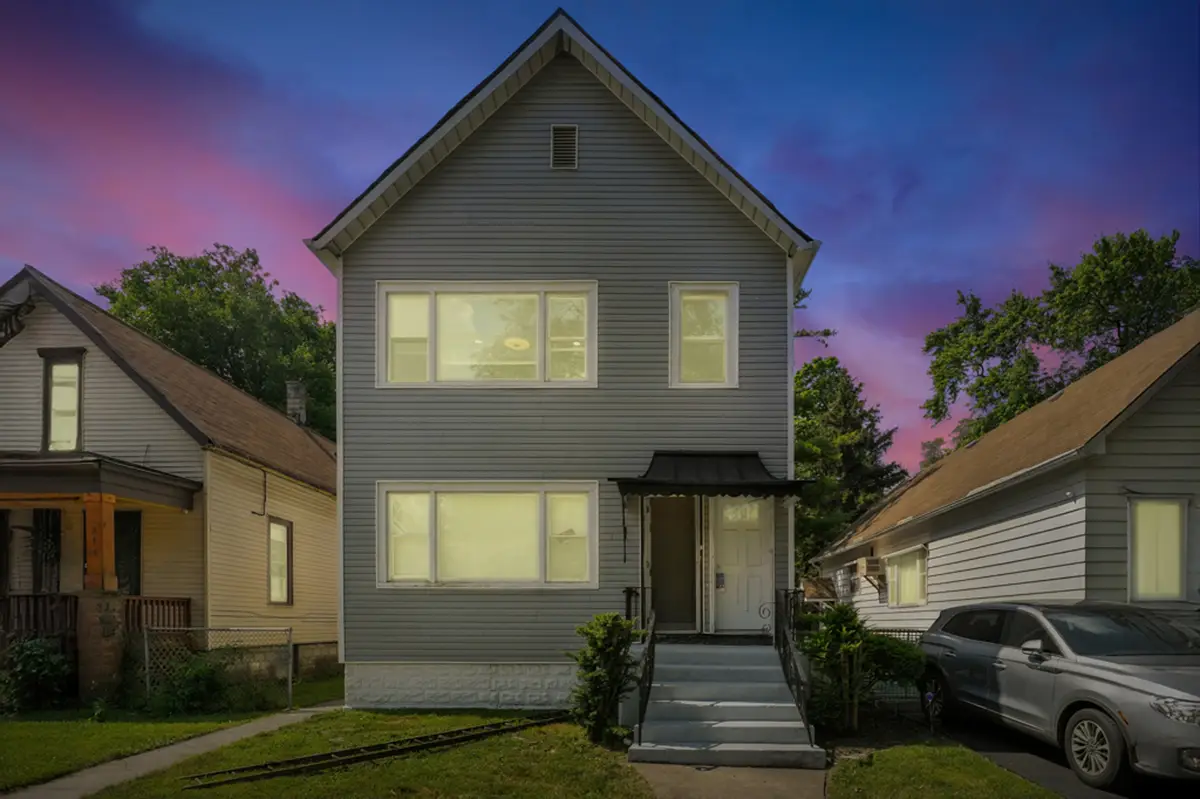 307 E 136th Place, Chicago, IL 60827 - #1