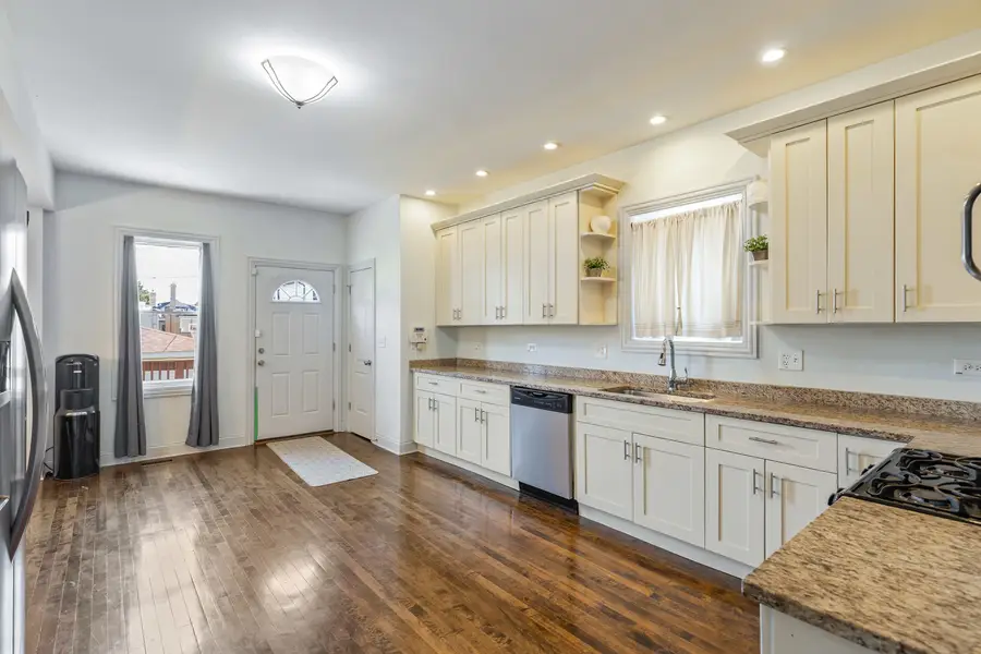 2511 Highland Avenue, Berwyn, IL 60402 - #3