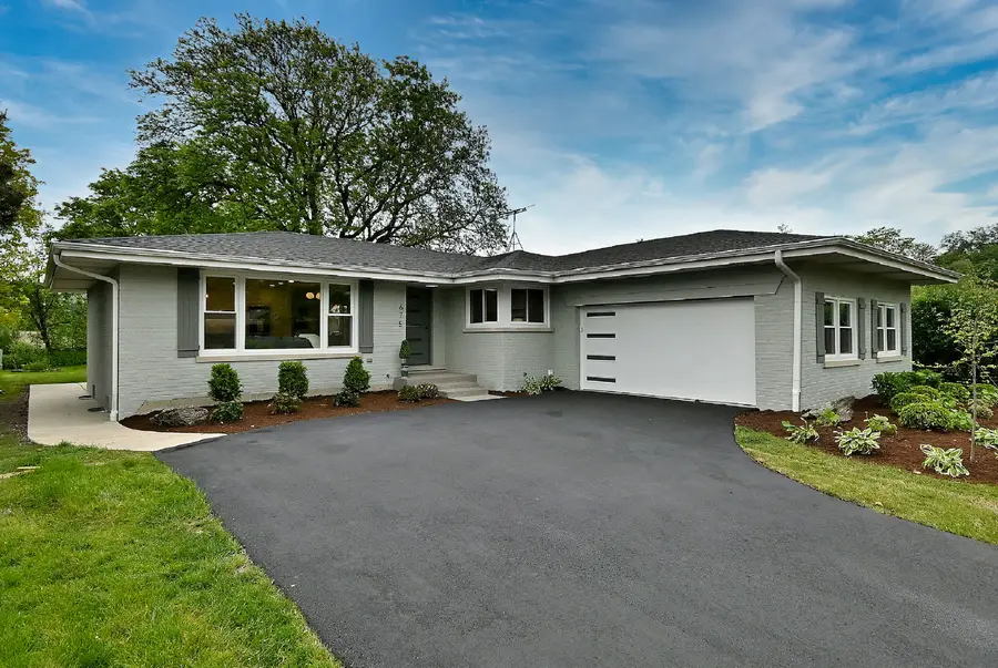 675 S Edgewood Avenue, Elmhurst, IL 60126 - #2