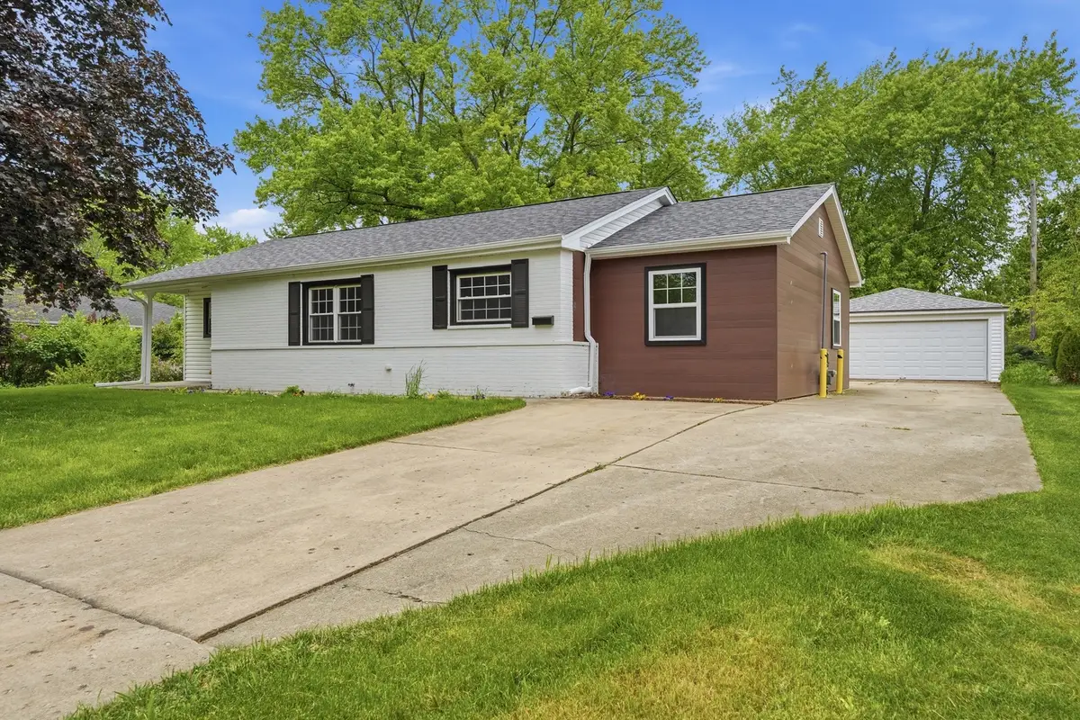 960 Basswood Street, Hoffman Estates, IL 60169 - #1