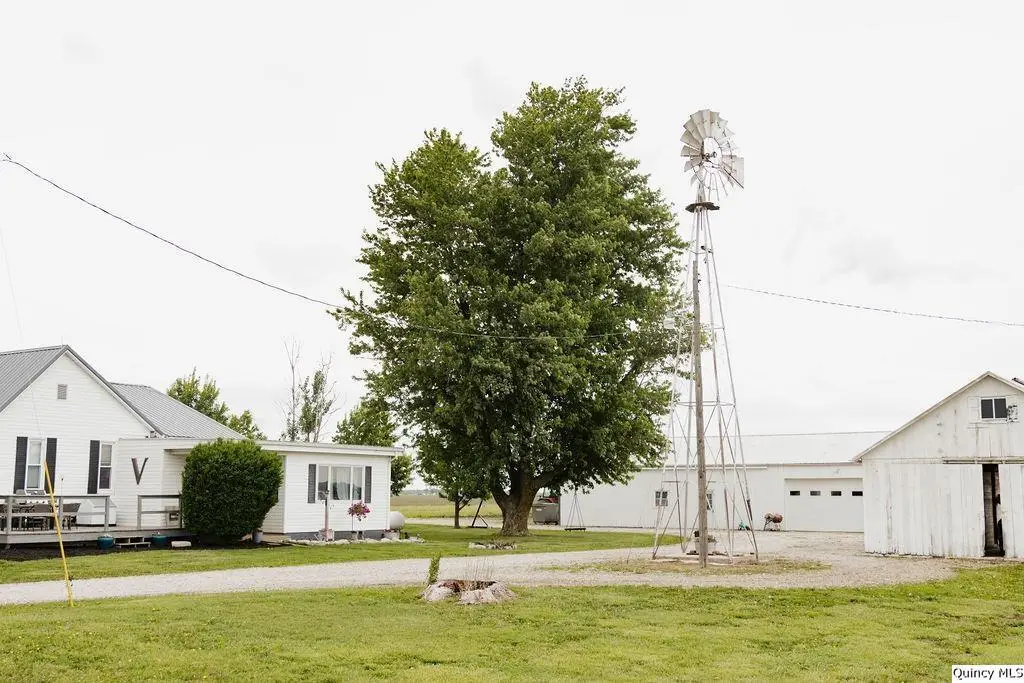 2201 N 2700th, Golden, IL 62339 - #1