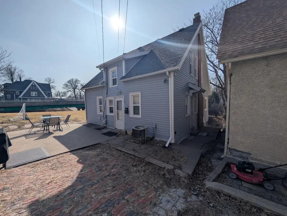 1118 15th Street, Moline, IL 61265 - #1