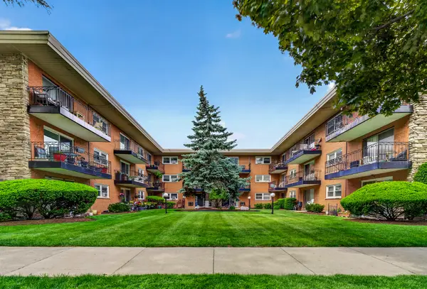 4730 N Kenneth Avenue #1E, Chicago, IL 60630