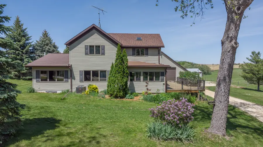 25303 Spring Valley Road, Shannon, IL 61078 - #2