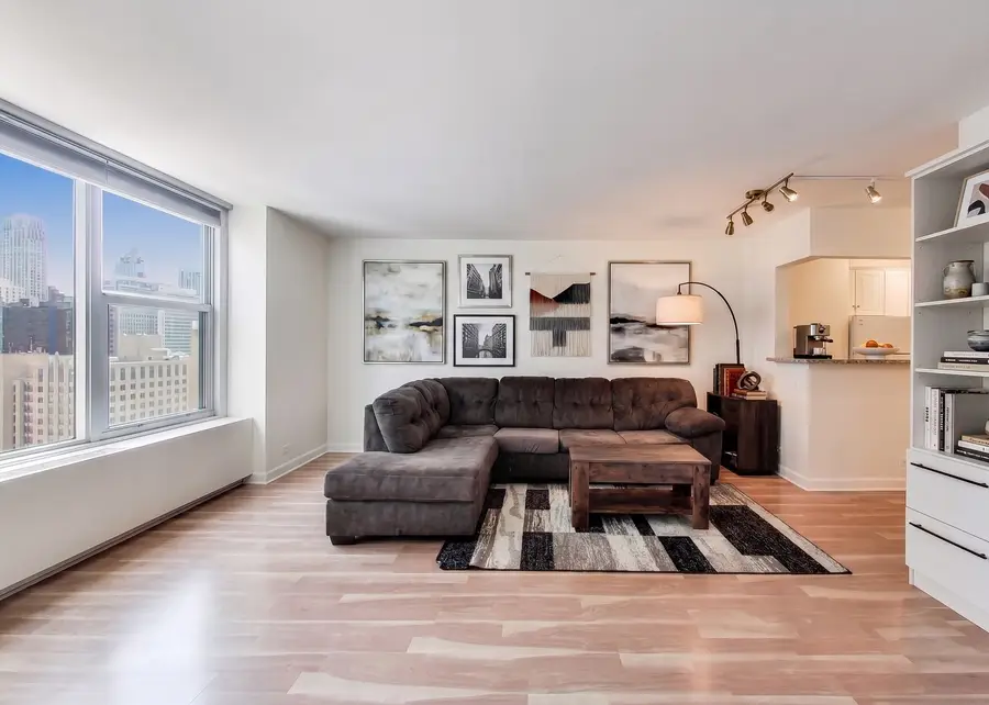 777 N Michigan Avenue #3406, Chicago, IL 60611 - #2