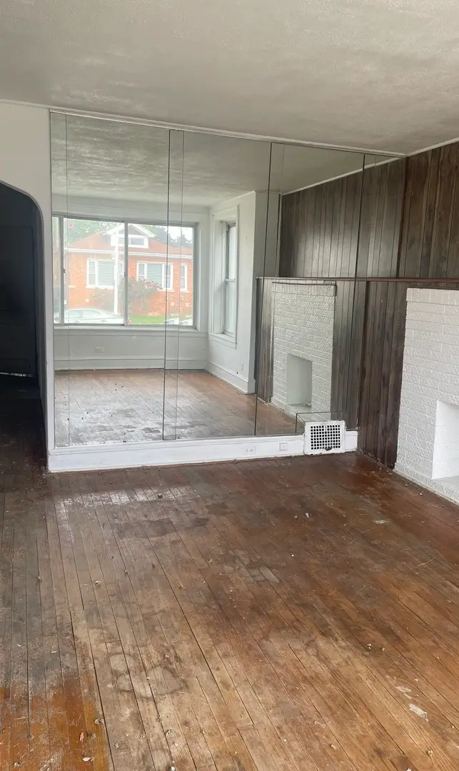 7919 S Kenwood Avenue, Chicago, IL 60619 - #2