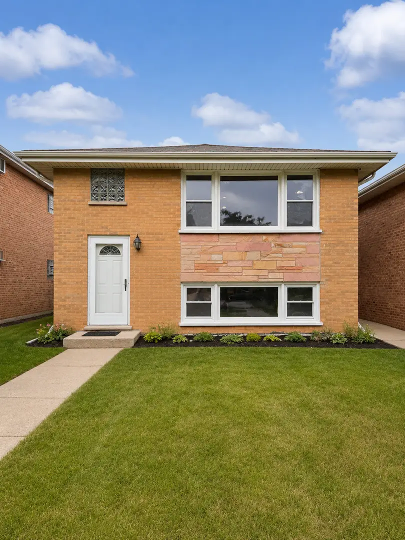 1551 N 43rd Avenue, Stone Park, IL 60165 - #1