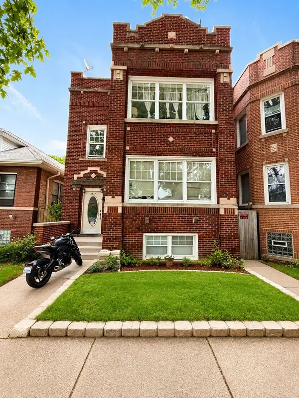 5837 N Washtenaw Avenue, Chicago, IL 60659