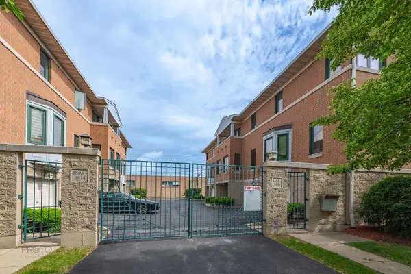 3804 W Devon Avenue, Lincolnwood, IL 60712