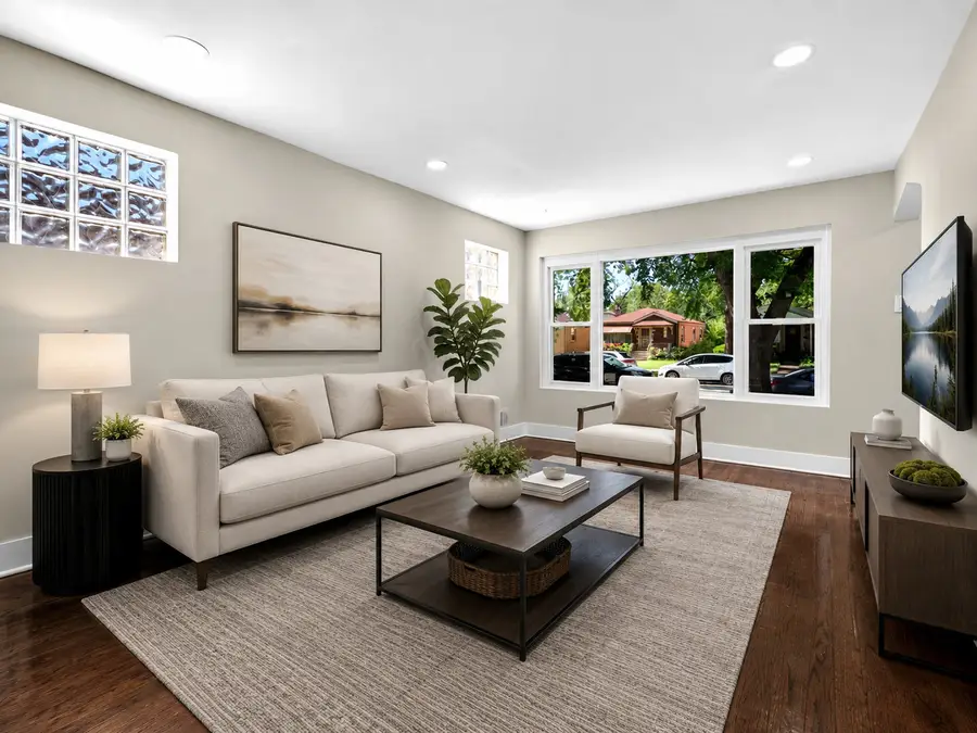 114 W 126th Place, Chicago, IL 60628 - #3