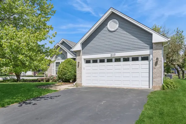 217 Meadowview Lane, Aurora, IL 60502
