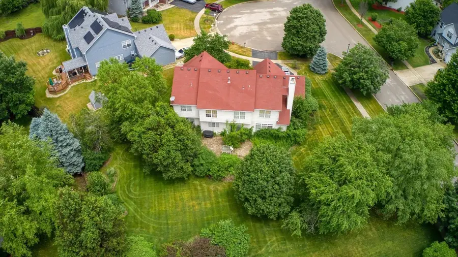 445 Greenview Lane, Oswego, IL 60543 - #2