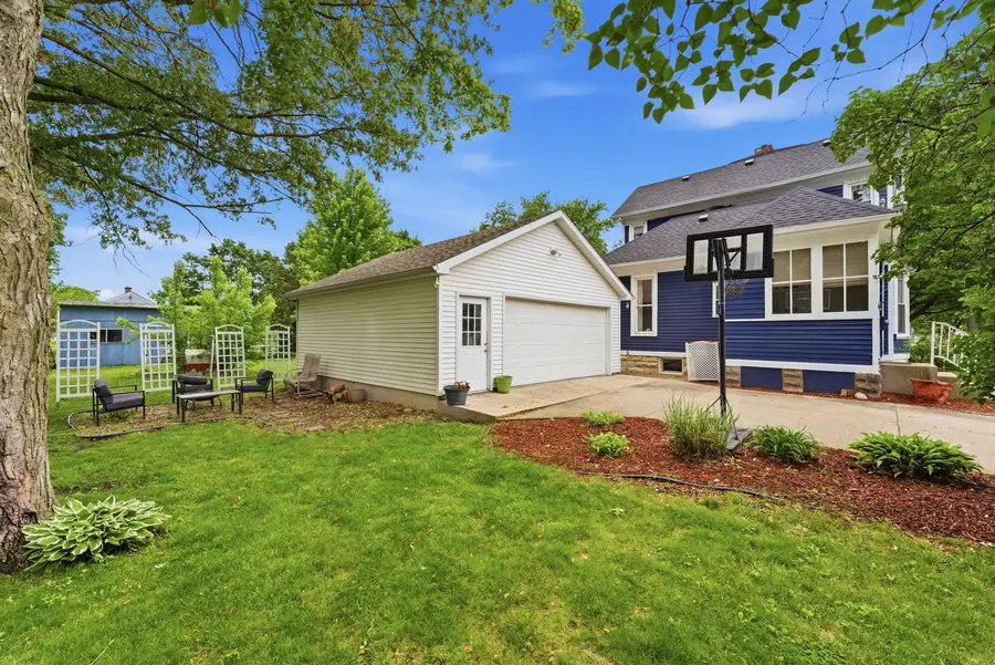 108 NE 5th Avenue, Aledo, IL 61231 - #3