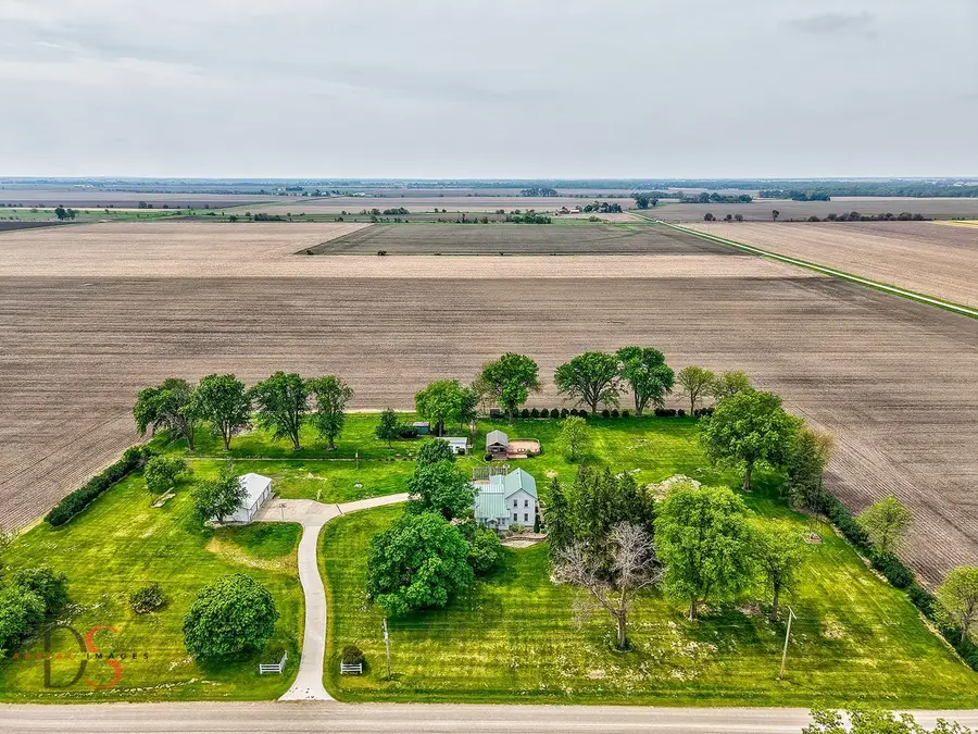 7672 E 3300 North Road, Streator, IL 61364 - #2
