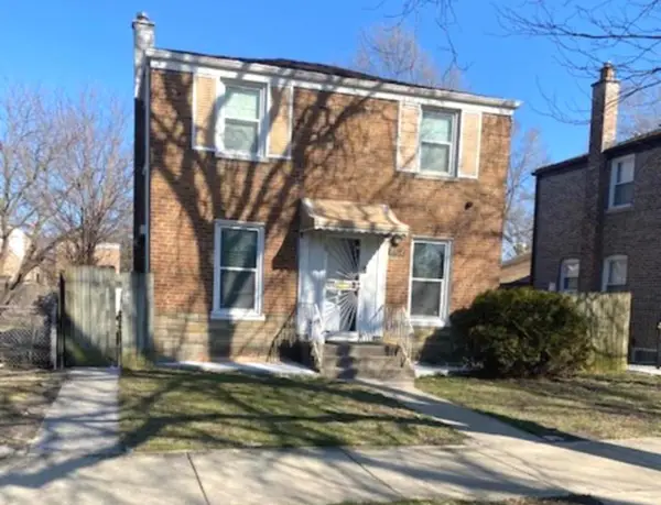 7351 S Whipple Street, Chicago, IL 60629