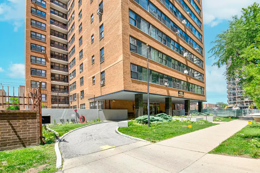 6118 N Sheridan Road #106, Chicago, IL 60660 - #2