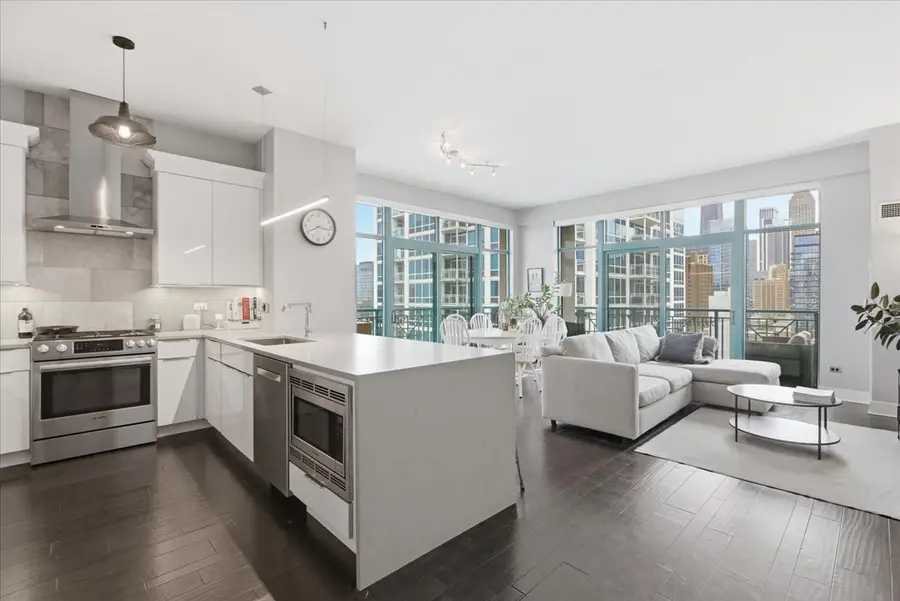 340 W Superior Street #1201, Chicago, IL 60654 - #2