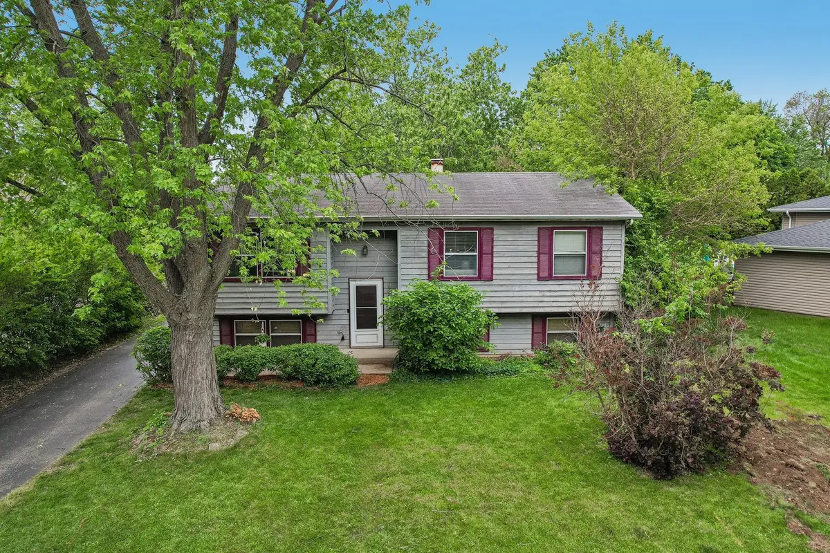 332 Everett Avenue, Crystal Lake, IL 60014 - #1