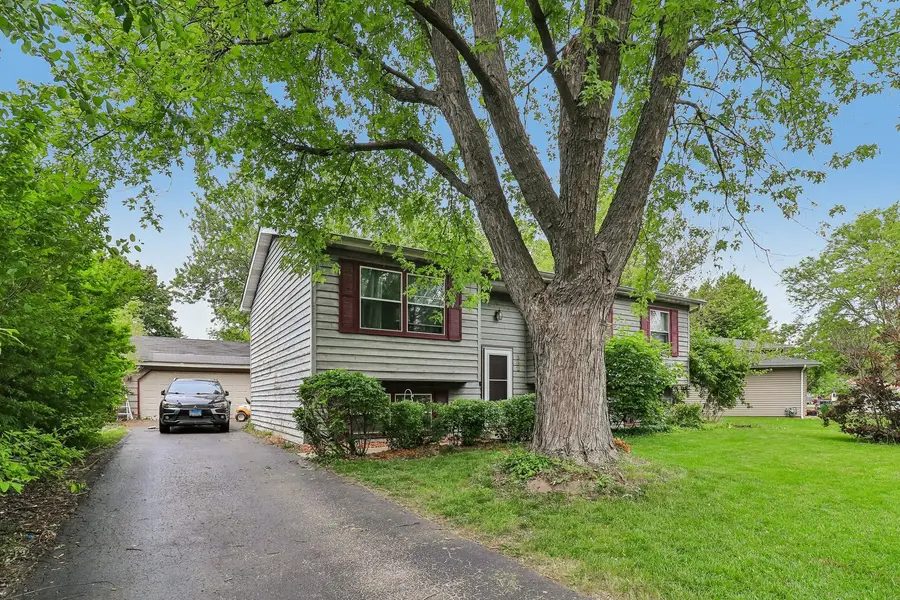 332 Everett Avenue, Crystal Lake, IL 60014 - #2