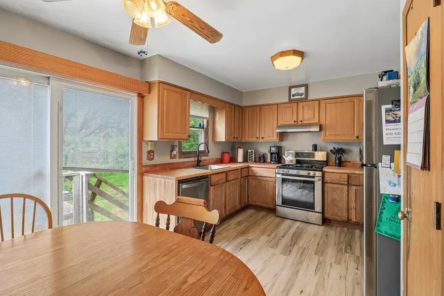 332 Everett Avenue, Crystal Lake, IL 60014 - #3