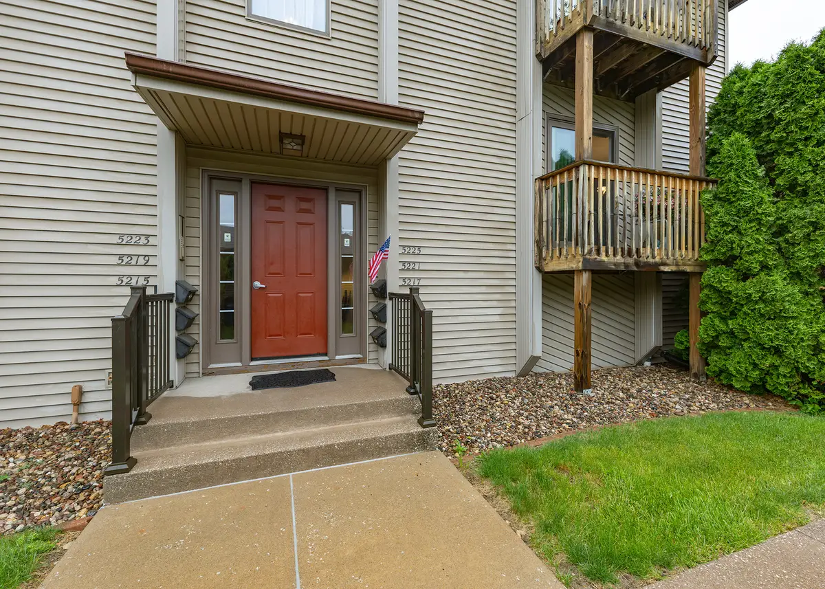 5221 26th Ave A Court #4, Moline, IL 61265 - #1