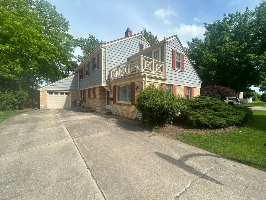 870 Morgan Street, Elgin, IL 60123 - #3
