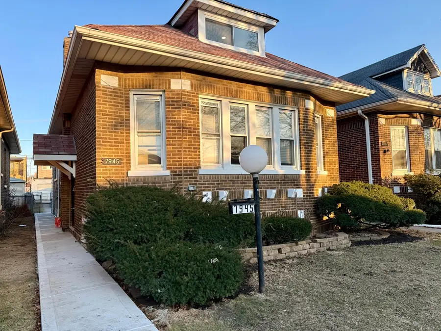 7945 S Perry Avenue, Chicago, IL 60620 - #2