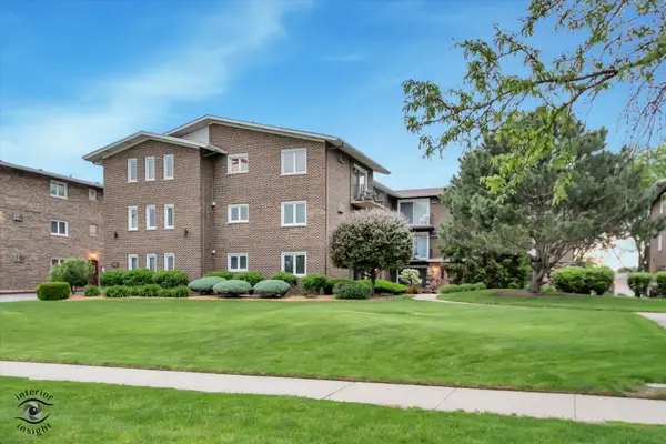 9016 W 140th Street #2A, Orland Park, IL 60462
