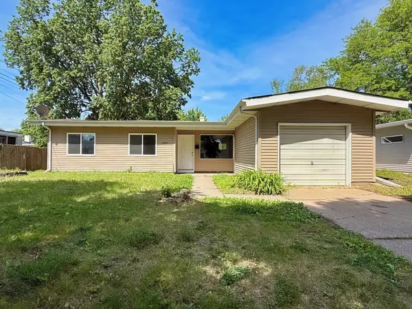 2816 Washington Street, Davenport, IA 52804