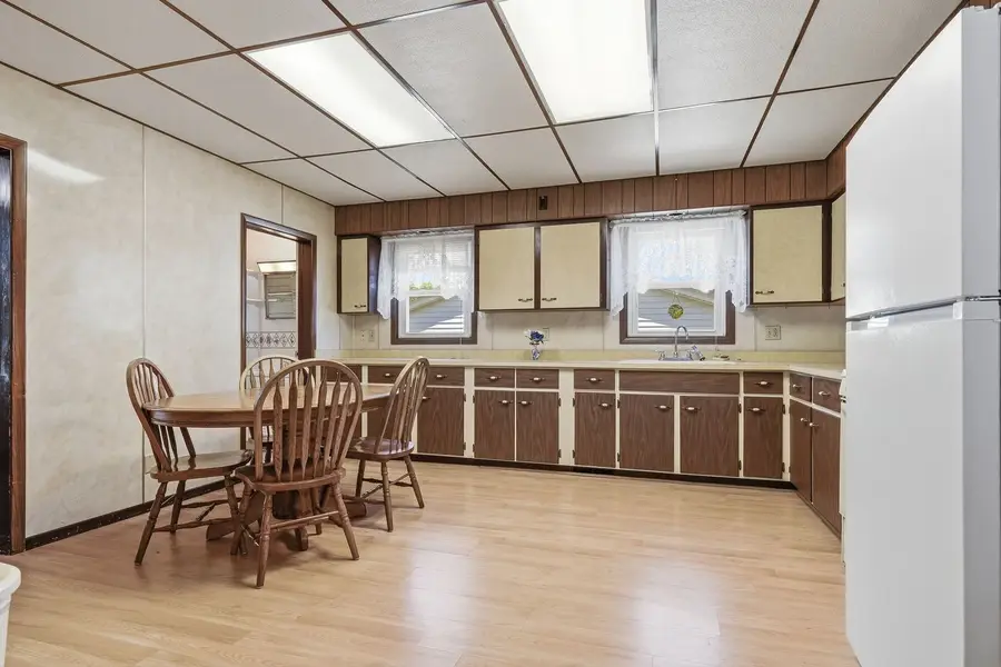 308 W Lincoln Avenue, Streator, IL 61364 - #3