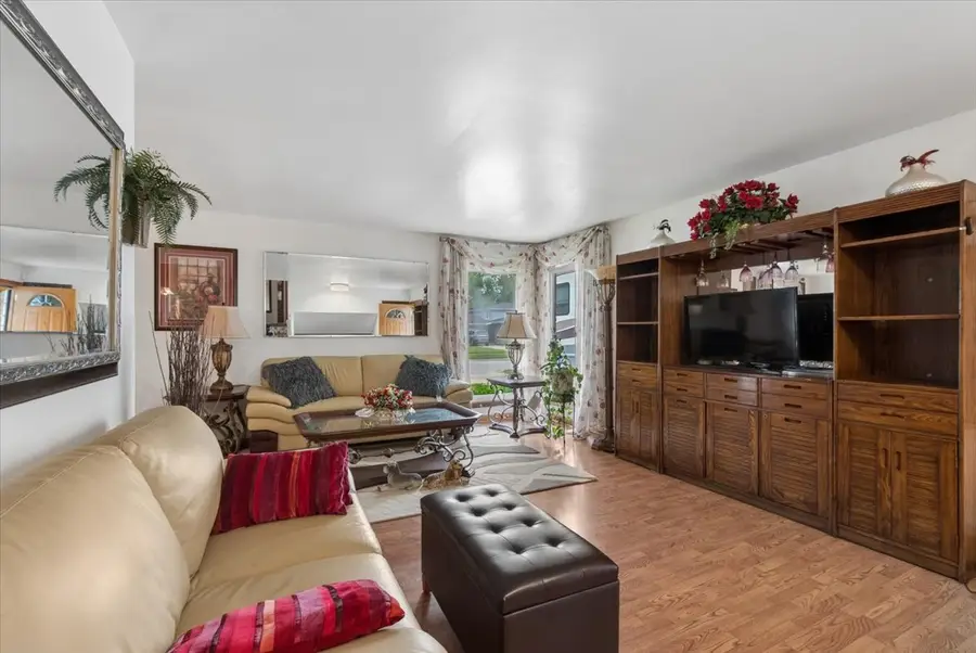 15622 Madison Avenue, Dolton, IL 60419 - #3